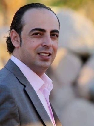 أنس قرالة