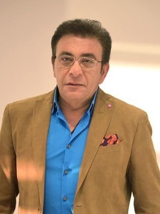 عاطف كامل