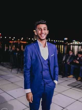 مصطفي مدين
