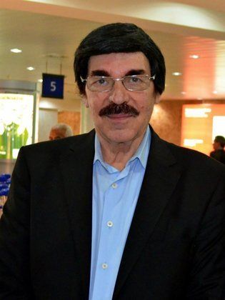 ياسر العظمة